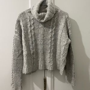 Forever 21 Gray Turtleneck Sweater